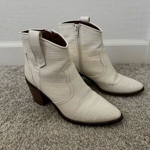Report white cowgirl booties